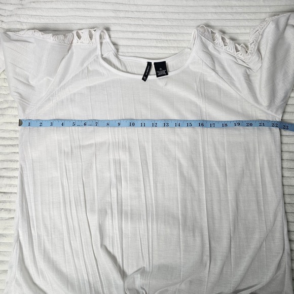 New Directions White Lace Sleeve Tie Front Top XL Feminine Resortwear Romantic - Picture 4 of 8
